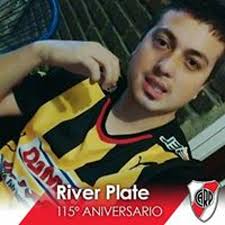 Stream Gustavo Santander music