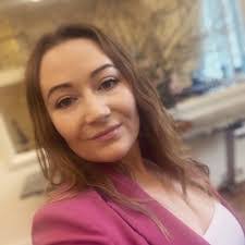 Alice Joubert's Instagram, Twitter & Facebook