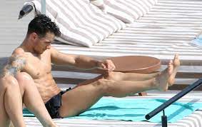 Gorka Marquez's Feet << wikiFeet Men