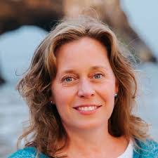 Jennifer Jeffcoat's Instagram, Twitter & Facebook