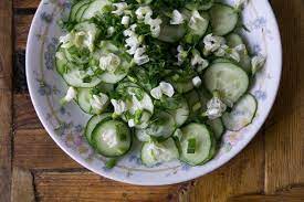 White Acacia Black Locust Flowers And Cucumber Salad Edible Flowers Bois De Jasmin Cucumber Cucumber Salad Edible