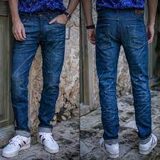Acheter un jean droit pour homme, c'est être sûr de choisir un jean qui vous met en valeur quelle que soit votre morphologie. Jean Coupe Droite Homme Freeman T Porter Jimmy Creek