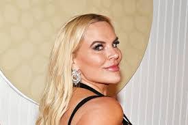 Heather Held's Instagram, Twitter & Facebook