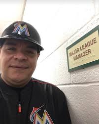 Why are baseball managers the only coaches who dress up like the players?”  -Jay Mohr • • • • #love #baseball #fbf #miamimarlins #playball #marlinsrbi  #coachlife @marlinsyouth #tradition @marlins