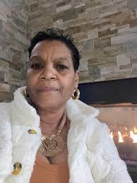 Telia Robinson's Instagram, Twitter & Facebook