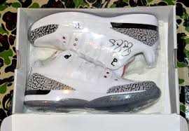 Michael jordan receives the presidential medal of freedom. An Autographed Pair Of Roger Federer S First Collaboration With Jordan Brand Sneakernews Com