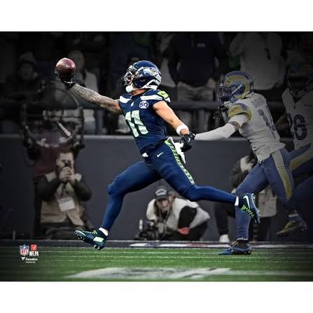 Jaxon Smith-Njigba Seattle Seahawks Unsigned 2025 NFC Championship  One-Handed Touchdown Catch Spotlight Photograph