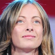 Tutti la cercano, tutti la vogliono in tv perché fa ascolti. Biografia Di Giorgia Meloni
