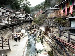 県 奈良県 和歌山県 岡山県 広島県 徳島県 香川県 愛媛県 福岡県 佐賀県 熊本県 大分県 宮崎県 沖縄県. å'Œæ­Œå±±æ—…éŠ æ—¥æœ¬æœ€å¤è€æº«æ³‰ æ¹¯ä¹‹å³°æº«æ³‰ å¯æ³¡æº«æ³‰çš„é'æ—… J