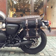 2 729 Likes 35 Comments Retroworks Est 2004 Motorino Kr On Instagram Unit Garage Bmw Scrambler Milano Nov2016 Bmw Motorcycles Bmw Scrambler Bmw