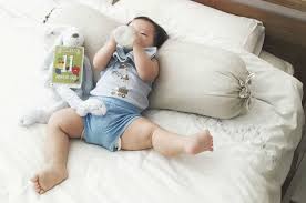 Can I Transition My Baby To Cow S Milk At 11 Months Mom Com