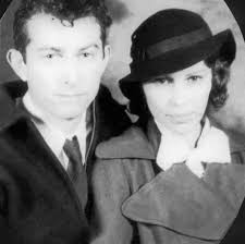 Appreciation for Lynn's kindness to her cousin