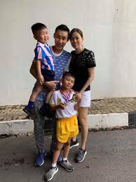 He has since lived in his bukit mertajam home in penang alone. So Proud Of My Son Kingston He Did Lee Chong Wei æŽå®—ä¼Ÿ Facebook