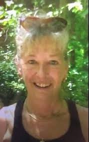 Elizabeth Slaymaker's Instagram, Twitter & Facebook