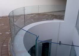 The perfect combination of practicality and elegance. Glass Balcony And Balustrade Designs To Inspire You Glassonweb Com