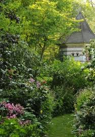 Le Jardin Des Lianes Un Jardin Plein De Charme Dans Le Pas De Calais Beaux Jardins Jardins Les Plus Beaux Jardins