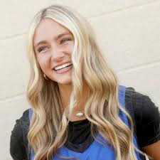 Ava Snider's Instagram, Twitter & Facebook