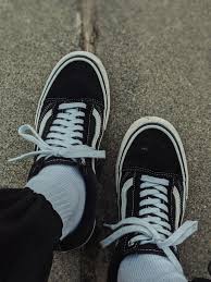 If you have any questions, please ask in the comments, i'll answer you as soon as possible. How Do You Lace Your Vans Vans