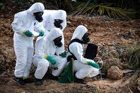 Recently in pasir gudang, it is reported that an illegal tyre recycling factory had allegedly dumped chemical waste in sungai kim kim in pasir as of 14th march 2019, there are a total of 2,775 people who are affected by the chemical pollution, with 1,906 cases reported in pasir gudang and 869. Pasir Gudang Chemical Pollution Waste Dumping Still Taking Place Nearby Se Asia News Top Stories The Straits Times