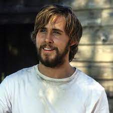 The Best Ryan Gosling Haircuts Hairstyles 2021 Update Ryan Gosling Haircut Ryan Gosling Ryan Gosling Beard