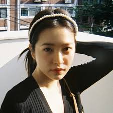 Pin Oleh Megsp Di Revecons Di 2020 Gadis Korea Gambar Artis