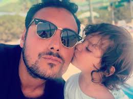 La moglie dell'amico è sempre più buona 50. Lol Chi Ride E Fuori Chi E Il Vincitore Ciro Priello Tra I The Jackal E L Amore Per La Figlia Corriere It