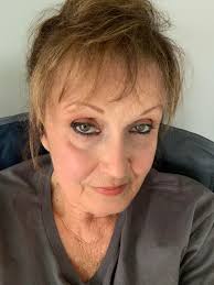 Thank you for letting me join the club. I've been a lefty since 1969. 😁