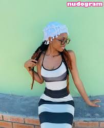 kisha_ndlovu_  kisha_ndlovu_  kisha_ndlovu_  Lakeisha N  Kisha  Гола  изтичане OnlyFans снимка 9 - Nudogram v2.1