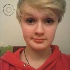 Sierra Wise (@aliceslover_32)