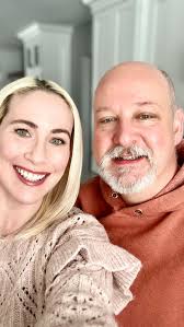 The perfect day is any day spent with you! 💕 Our favorite thing to do is  to cook together. Working