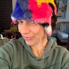 Lara Goodman (@cowgirllara) • Instagram photos and videos