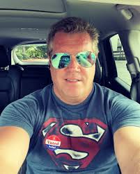 Mike Akers (@akeman25)