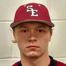 Jayce Warren's Instagram, Twitter & Facebook