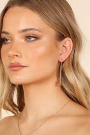 8 Glowy natural makeup ideas