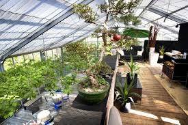 Wir erstellen gerade inhalte für diese seite und benötigen hierfür noch etwas zeit. Anders Wohnen 16 Die Im Glashaus Sitzen Anders Wohnen Faz