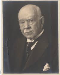 Josiah Henry's Instagram, Twitter & Facebook