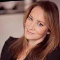 Lisa Lehr's Instagram, Twitter & Facebook