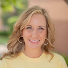 Rebecca Bonner's Instagram, Twitter & Facebook