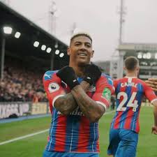 And diame, who now plays for the dutchman's neighbours newcastle, knows just what his former. Van Aanholt Key To Positive Palace Approach