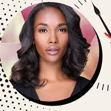 Melissa Butler's Instagram, Twitter & Facebook