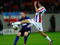 Basel je v gosteh zanesljivo premagal romunski otelul galati in tako skupaj z benfico in manchester unitedom še naprej ostaja v igri za nastop v osmini finala tekmovanja. Rooney Stark Valencia Blass Otelul Galati Und Manchester United In Der Goal Com Einzelkritik Goal Com