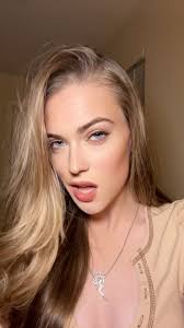 But I can’t help falling in love with you ❤️