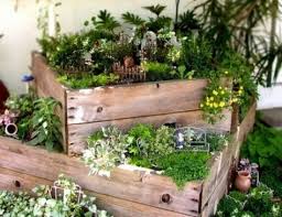 Ideen Kleinen Garten Wenig Platz Holzkasten Minigarten Paletten Garten Garten Garten Ideen