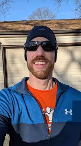 Illini fan running long run this morning