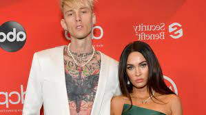 5,335,841 likes · 34,513 talking about this. Machine Gun Kelly Bekommt Unterstutzung Bei Seinem Weg Zur Mentalen Gesundheit