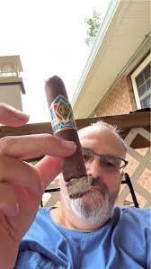 Learn all about how to order a coffee in Italy and drink it like a true  Italian! 😉☕️