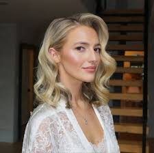 Nicole Ingram (nickynickingram)