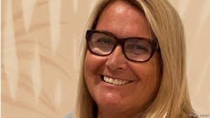 Tammy Walz's Instagram, Twitter & Facebook