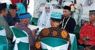 Pada intinya akad nikah adalah upacara keagamaan untuk kasih sayang tidak berarti harus selalu memanjakan anak. Biaya Pernikahan 10 Juta Ini Contoh Rincian Paketnya Info Kua