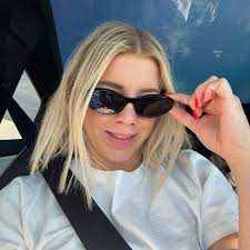 Always leave parade of homes feelin depressed🥲 #utahmoms #paradeofhom...